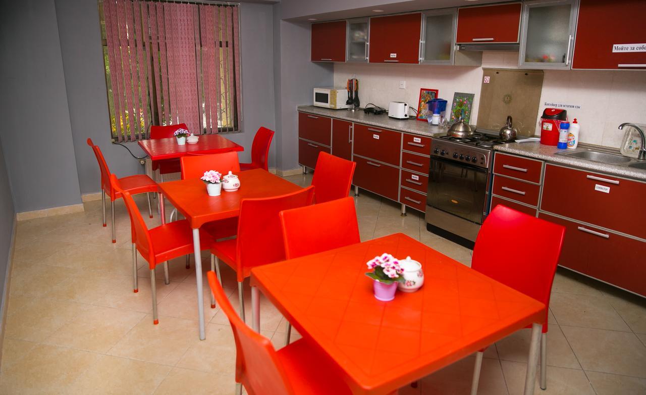 Highland Park Hostel バクー エクステリア 写真