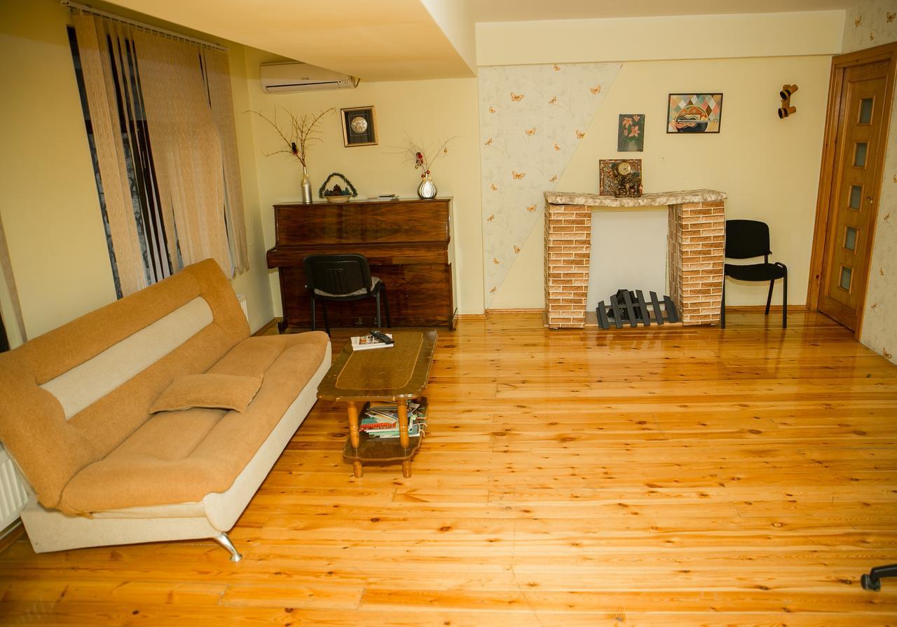 Highland Park Hostel バクー エクステリア 写真